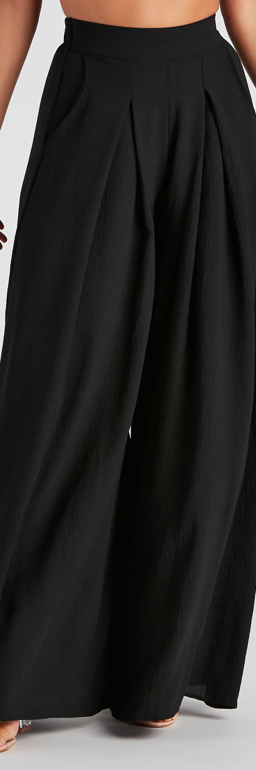 Downtown Nights Wide-Leg Pants provides a stylish start to creating your best summer outfits of the season with on-trend details for 2023!