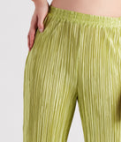 Island Guru Pleated Wide Leg Pants provides a stylish start to creating your best summer outfits of the season with on-trend details for 2023!