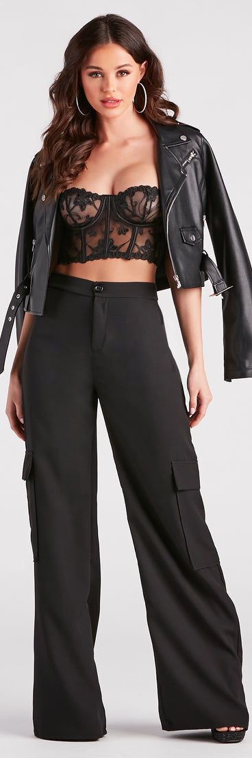 Keep It Cool Wide-Leg Cargo Trouser Pants provides a stylish start to creating your best summer outfits of the season with on-trend details for 2023!