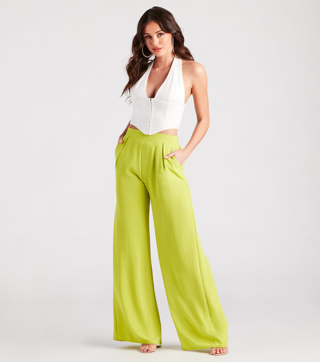 Weekend Chic High Waist Wide-Leg Pants provides a stylish start to creating your best summer outfits of the season with on-trend details for 2023!