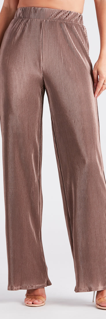 Stylish Company Pleated Wide Leg Pants