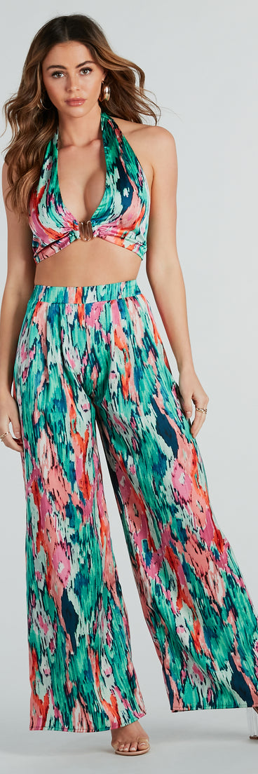 Refresh your fall closet with stylish women's pants like the Color Me Pretty Satin Abstract Wide-Leg Pants in a sleek fabric and a pant leg style that makes your look unique.