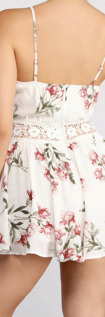 Spring Ready Crochet Romper provides a stylish start to creating your best summer outfits of the season with on-trend details for 2023!