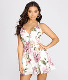 Catch This Floral Romper provides a stylish start to creating your best summer outfits of the season with on-trend details for 2023!