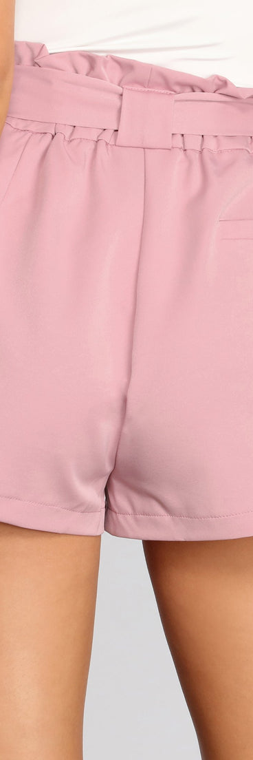 Poised Paperbag High Waist Woven Shorts provides a stylish start to creating your best summer outfits of the season with on-trend details for 2023!