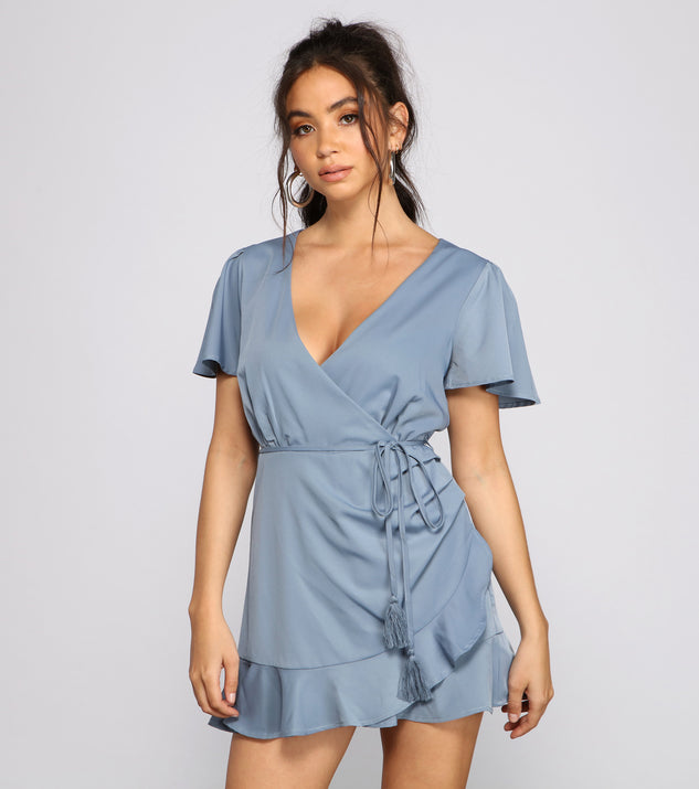 Flirty Vibes Ruffle Detail Romper provides a stylish start to creating your best summer outfits of the season with on-trend details for 2023!