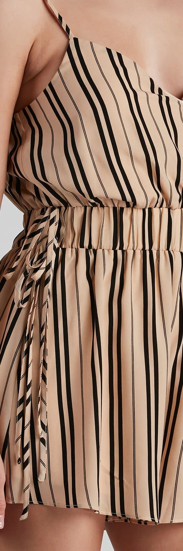Stripes of The Day Tie Side Romper provides a stylish start to creating your best summer outfits of the season with on-trend details for 2023!