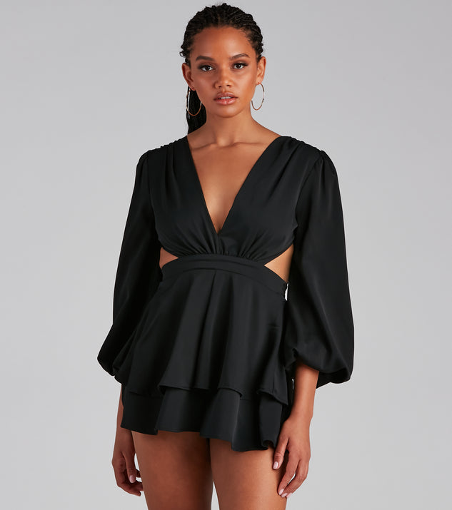 Out Of Town Lace-Up Chiffon Romper provides a stylish start to creating your best summer outfits of the season with on-trend details for 2023!
