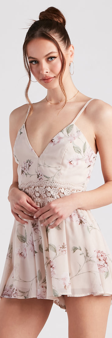 Floral Flow Chiffon Crochet Romper provides a stylish start to creating your best summer outfits of the season with on-trend details for 2023!