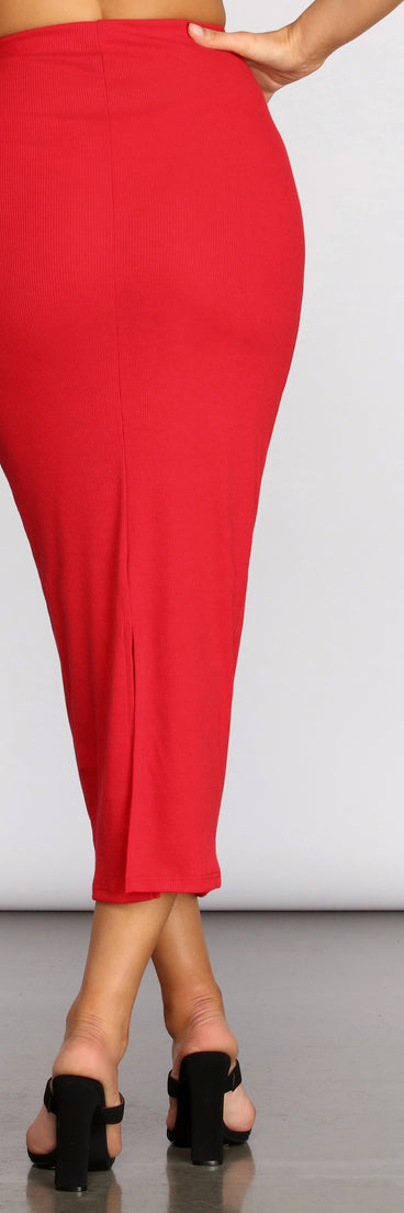 Basic Ribbed Pencil Skirt provides a stylish start to creating your best summer outfits of the season with on-trend details for 2023!