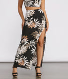 Tropical Palm Leaf High Slit Maxi Skirt provides a stylish start to creating your best summer outfits of the season with on-trend details for 2023!