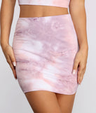 So Chill Tie Dye Mini Skirt is a trendy pick to create 2023 festival outfits, festival dresses, outfits for concerts or raves, and complete your best party outfits!
