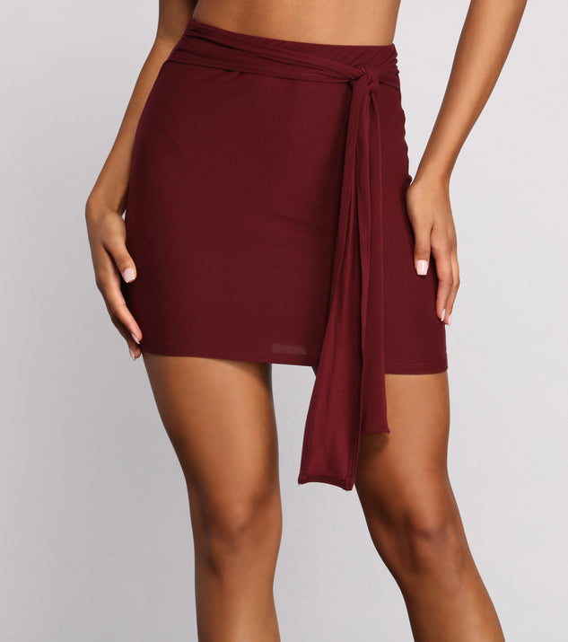 Classic Chic Tie Waist Mini Skirt provides a stylish start to creating your best summer outfits of the season with on-trend details for 2023!