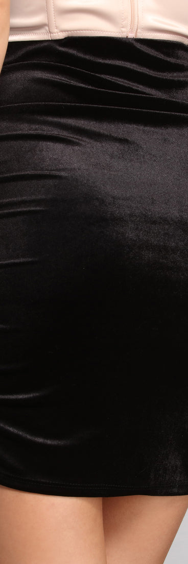 Sultry Ruched Velvet Mini Skirt provides a stylish start to creating your best summer outfits of the season with on-trend details for 2023!