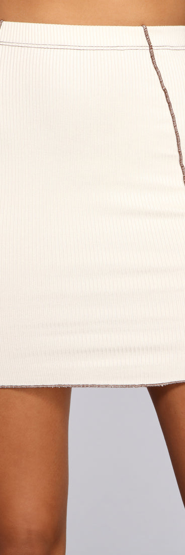 Caught On-Trend High Waist Mini Skirt provides a stylish start to creating your best summer outfits of the season with on-trend details for 2023!