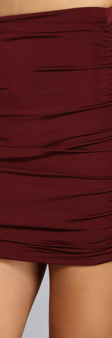 Dazzling Glamour Ruched Mini Skirt provides a stylish start to creating your best summer outfits of the season with on-trend details for 2023!