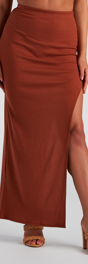 So Stunning Asymmetrical Maxi Skirt provides a stylish start to creating your best summer outfits of the season with on-trend details for 2023!