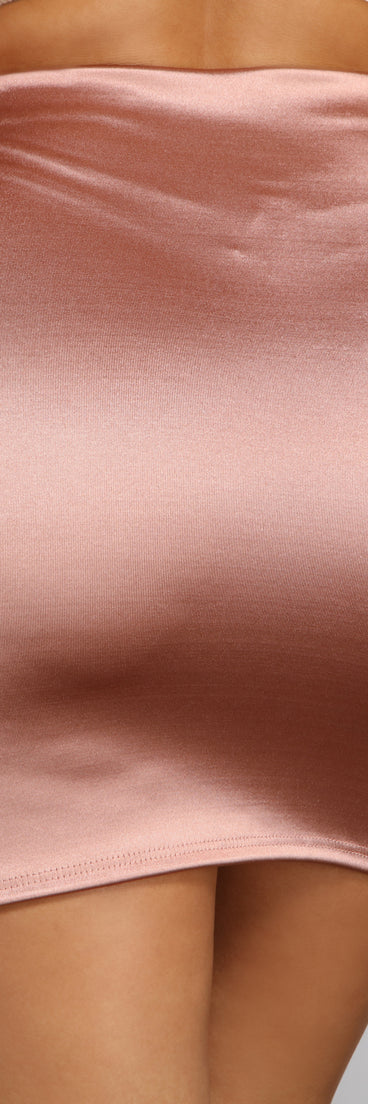 Glamorous Vibes Mini Skirt provides a stylish start to creating your best summer outfits of the season with on-trend details for 2023!