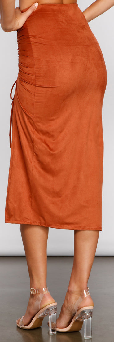 Faux Suede High Waist Ruched Midi Skirt provides a stylish start to creating your best summer outfits of the season with on-trend details for 2023!