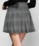 Flared And Flirty Houndstooth Skater Skirt provides a stylish start to creating your best summer outfits of the season with on-trend details for 2023!