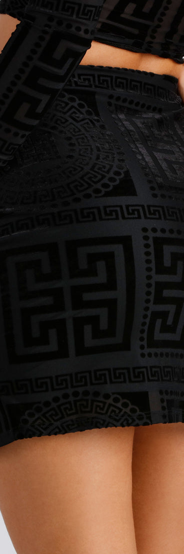 Greek Chic Flocked Velvet Mini Skirt provides a stylish start to creating your best summer outfits of the season with on-trend details for 2023!