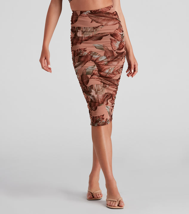 Bring The Heat Printed Midi Skirt provides a stylish start to creating your best summer outfits of the season with on-trend details for 2023!