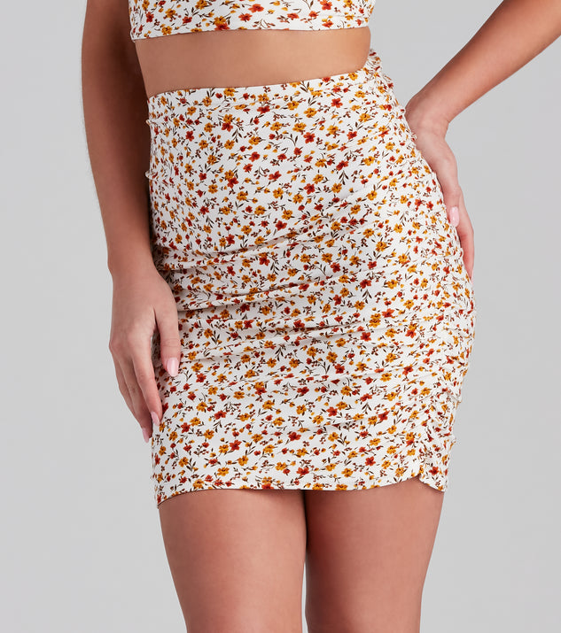 Ditsy Blooms Ruched Mini Skirt is a fire pick to create a concert outfit, 2024 festival looks, outfits for raves, or to complete your best party outfits or clubwear!