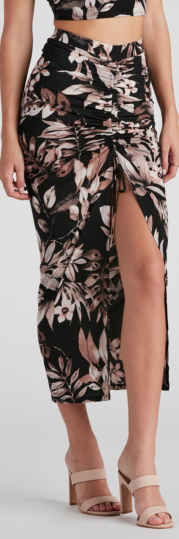 Island Flower High Slit Midi Skirt provides a stylish start to creating your best summer outfits of the season with on-trend details for 2023!
