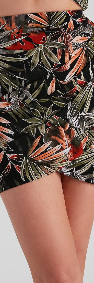 Island Tide Tropical Mini Skirt provides a stylish start to creating your best summer outfits of the season with on-trend details for 2023!