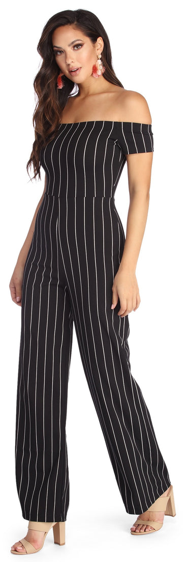 Classically Striped Jumpsuit will help you dress the part in stylish holiday party attire, an outfit for a New Year’s Eve party, & dressy or cocktail attire for any event.