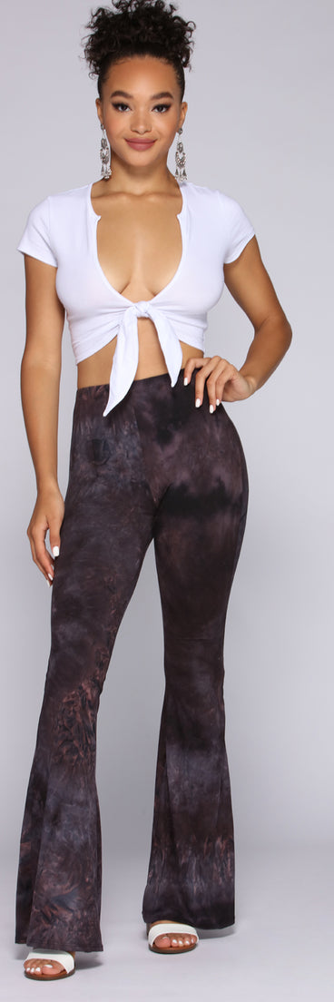 Do It With Flair Pant provides a stylish start to creating your best summer outfits of the season with on-trend details for 2023!