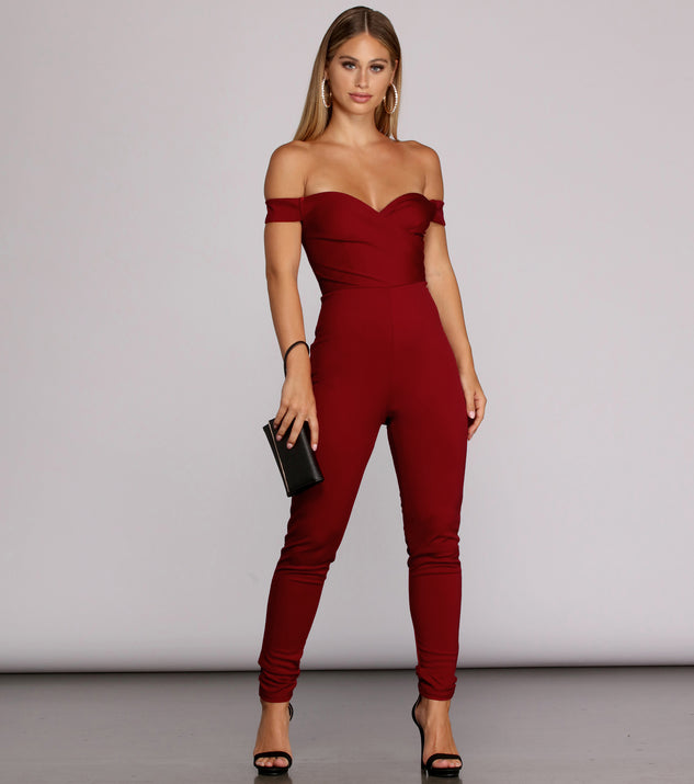 On Your Radar Sweetheart Jumpsuit will help you dress the part in stylish holiday party attire, an outfit for a New Year’s Eve party, & dressy or cocktail attire for any event.