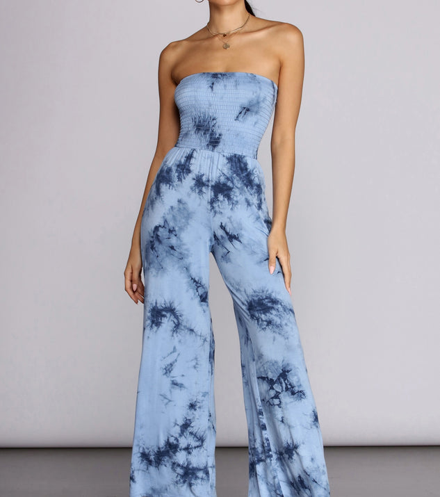 One Piece Wonder Smocked Jumpsuit will help you dress the part in stylish holiday party attire, an outfit for a New Year’s Eve party, & dressy or cocktail attire for any event.