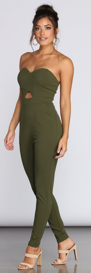 Be Mine Sweetheart Tapered Jumpsuit will help you dress the part in stylish holiday party attire, an outfit for a New Year’s Eve party, & dressy or cocktail attire for any event.