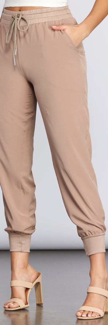 Casual Chic High Rise Joggers for 2022 festival outfits, festival dress, outfits for raves, concert outfits, and/or club outfits