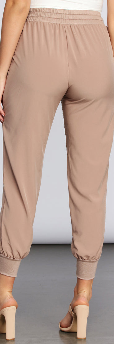 Casual Chic High Rise Joggers for 2022 festival outfits, festival dress, outfits for raves, concert outfits, and/or club outfits