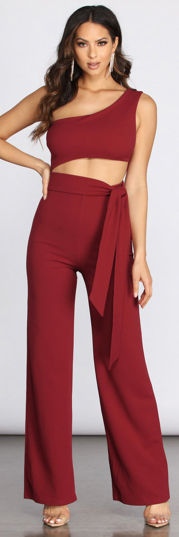 One Shoulder Cut Out Jumpsuit provides a stylish start to creating your best summer outfits of the season with on-trend details for 2023!