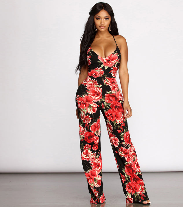 Be Mine Floral Sleeveless Jumpsuit will help you dress the part in stylish holiday party attire, an outfit for a New Year’s Eve party, & dressy or cocktail attire for any event.