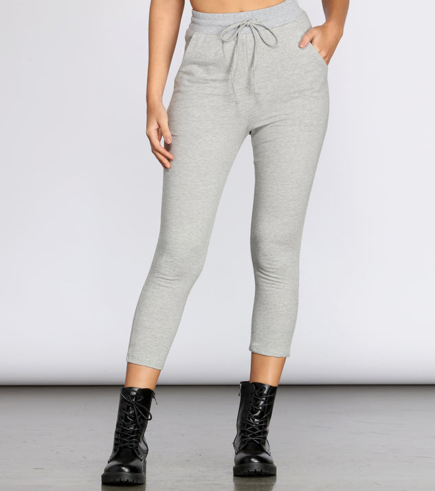 You’ll look stunning in the Casual Cutie Cropped Joggers when paired with its matching separate to create a glam clothing set perfect for a New Year’s Eve Party Outfit or Holiday Outfit for any event!