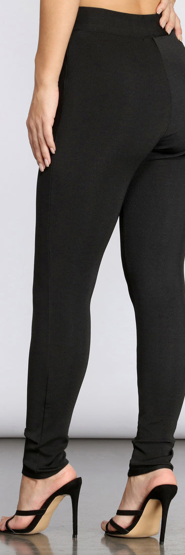 High Rise Bandage Leggings provides a stylish start to creating your best summer outfits of the season with on-trend details for 2023!