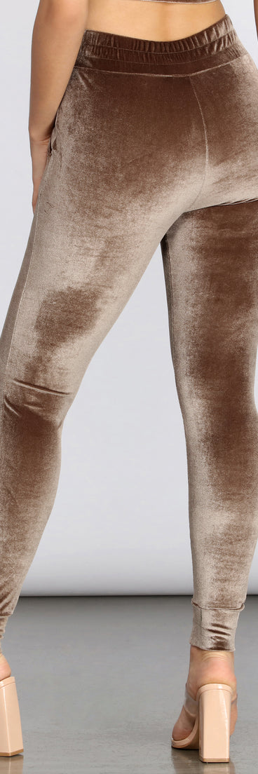 Lady Luxe Joggers for 2023 festival outfits, festival dress, outfits for raves, concert outfits, and/or club outfits