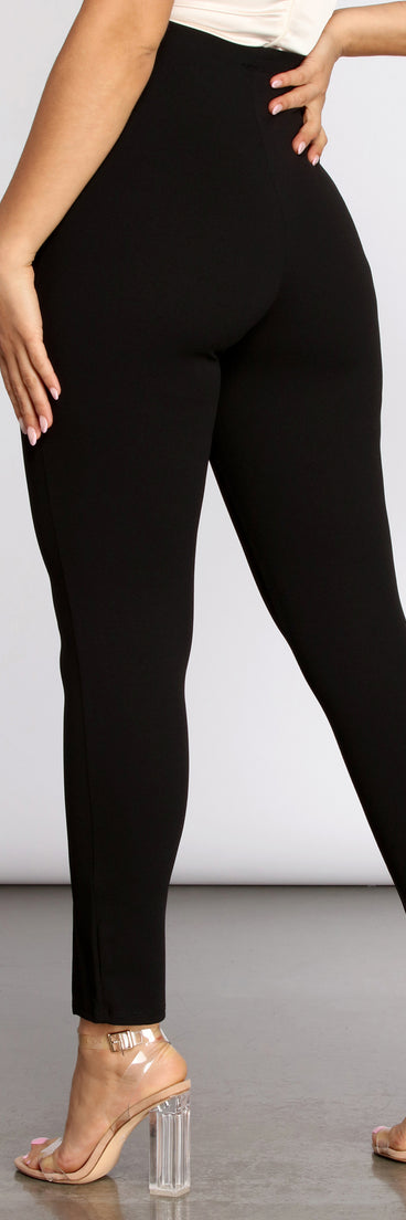 High Rise Ankle Slits Skinny Pants provides a stylish start to creating your best summer outfits of the season with on-trend details for 2023!