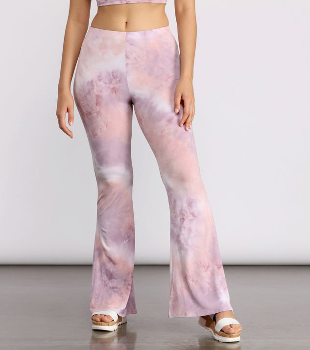 Tie dye sales flare pants outfit
