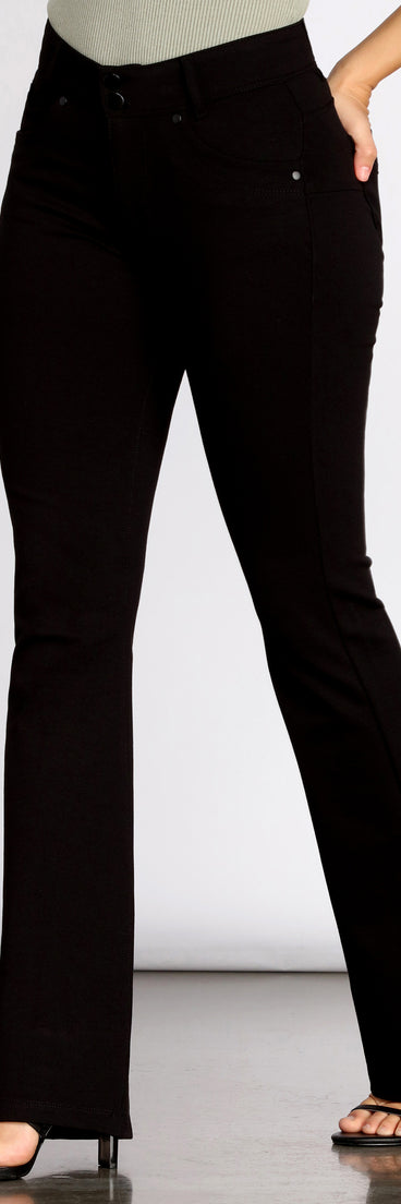 High Waist Flare Ponte Pants provides a stylish start to creating your best summer outfits of the season with on-trend details for 2023!