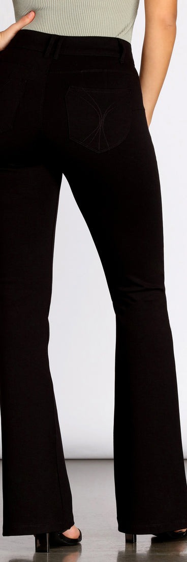 High Waist Flare Ponte Pants provides a stylish start to creating your best summer outfits of the season with on-trend details for 2023!