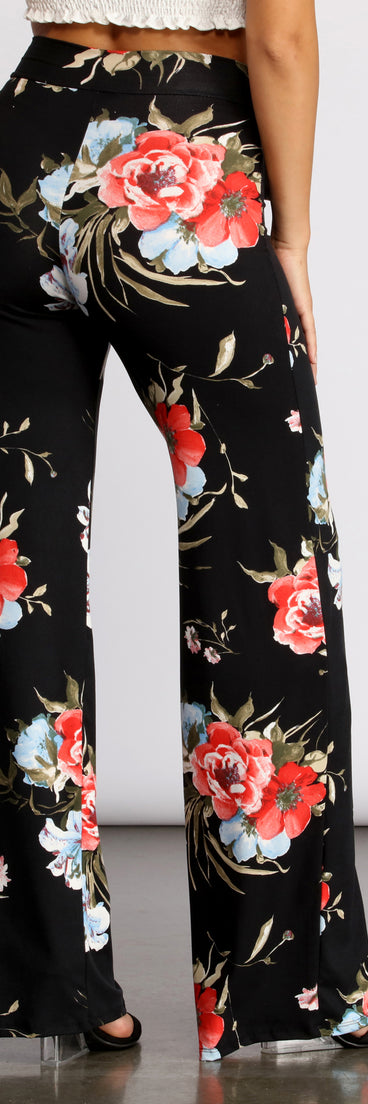 Just Enough Floral High Waist Pants provides a stylish start to creating your best summer outfits of the season with on-trend details for 2023!