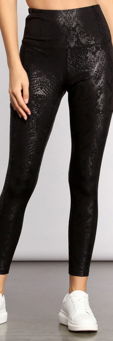 High Waist Wild Thing Leggings provides a stylish start to creating your best summer outfits of the season with on-trend details for 2023!