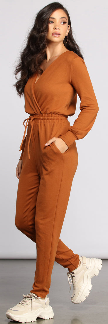 Casually Chic Surplice Jumpsuit provides a stylish start to creating your best summer outfits of the season with on-trend details for 2023!
