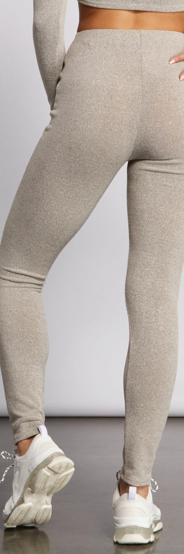 Trendy High Waist Ribbed Knit Leggings provides a stylish start to creating your best summer outfits of the season with on-trend details for 2023!