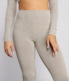 Trendy High Waist Ribbed Knit Leggings provides a stylish start to creating your best summer outfits of the season with on-trend details for 2023!